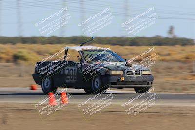 media/Oct-02-2022-24 Hours of Lemons (Sun) [[cb81b089e1]]/915am (I-5)/